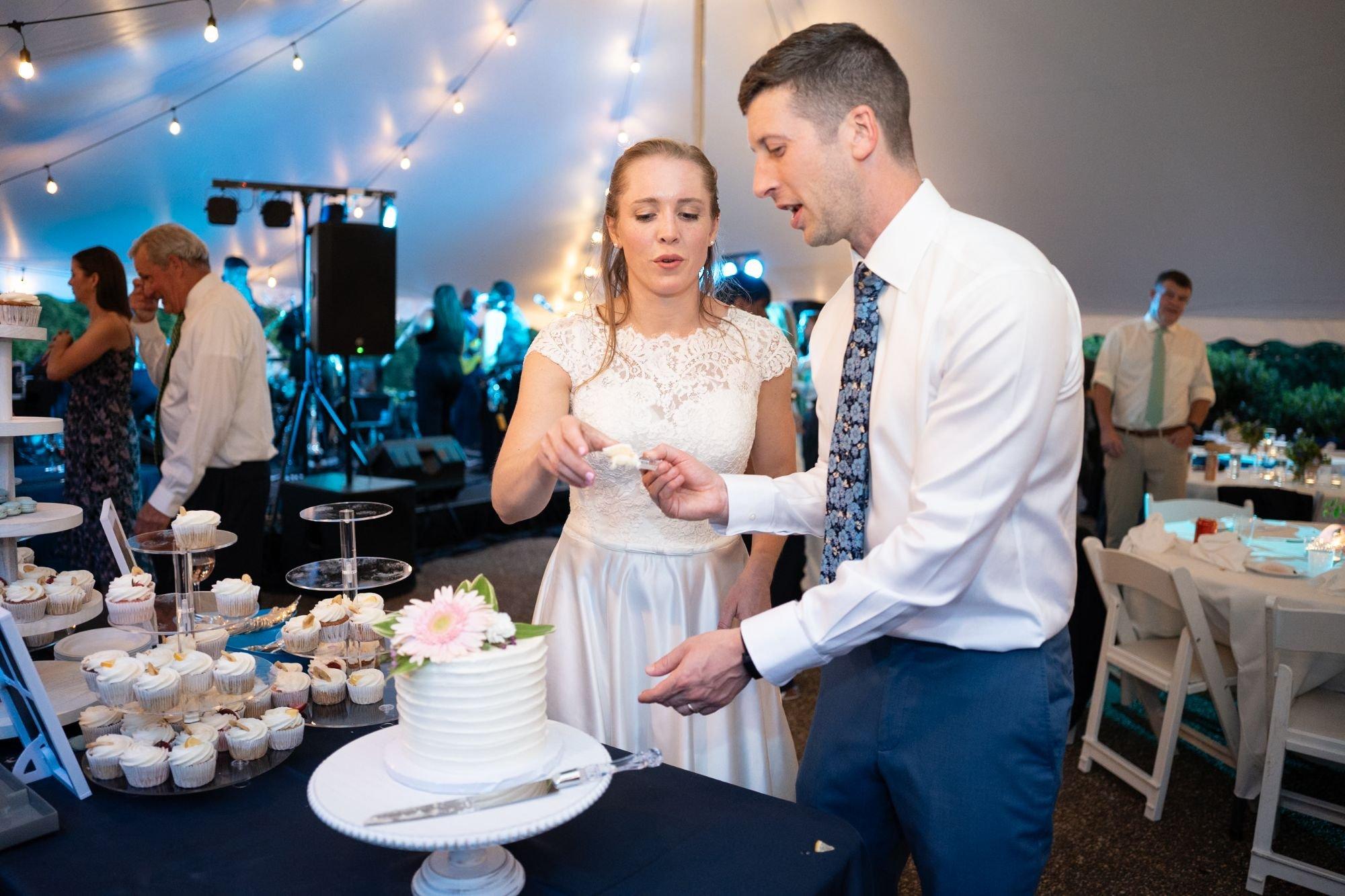 carousel-hero-element image-18