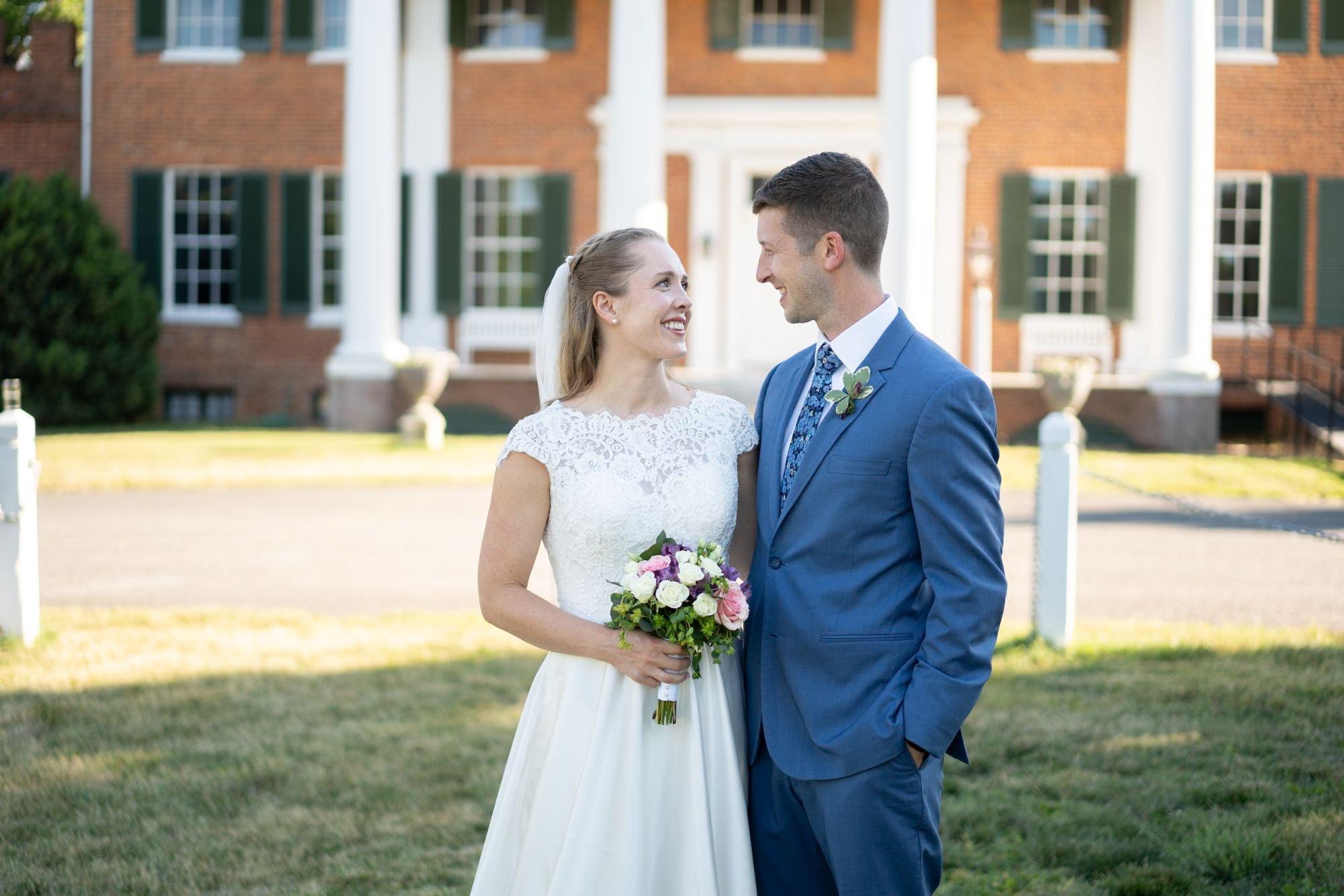 carousel-hero-element image-14